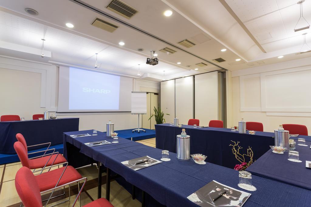 Hotel Luna Riccione E Aqua Spa Only Adults +12 Exterior foto